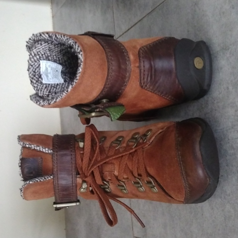 MERRELL BOOTS - Picture 6 of 15
